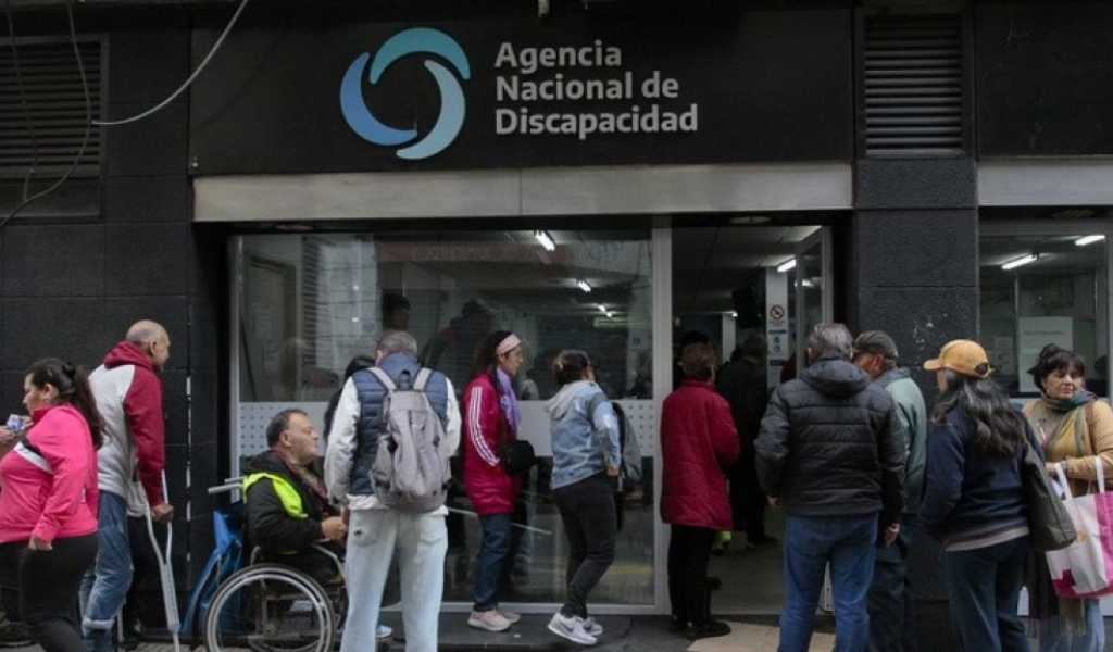 Corrupción en la ANDIS: 4 droguerías recibieron $37.000 millones y vendieron algunos medicamentos al 2000% de su valor