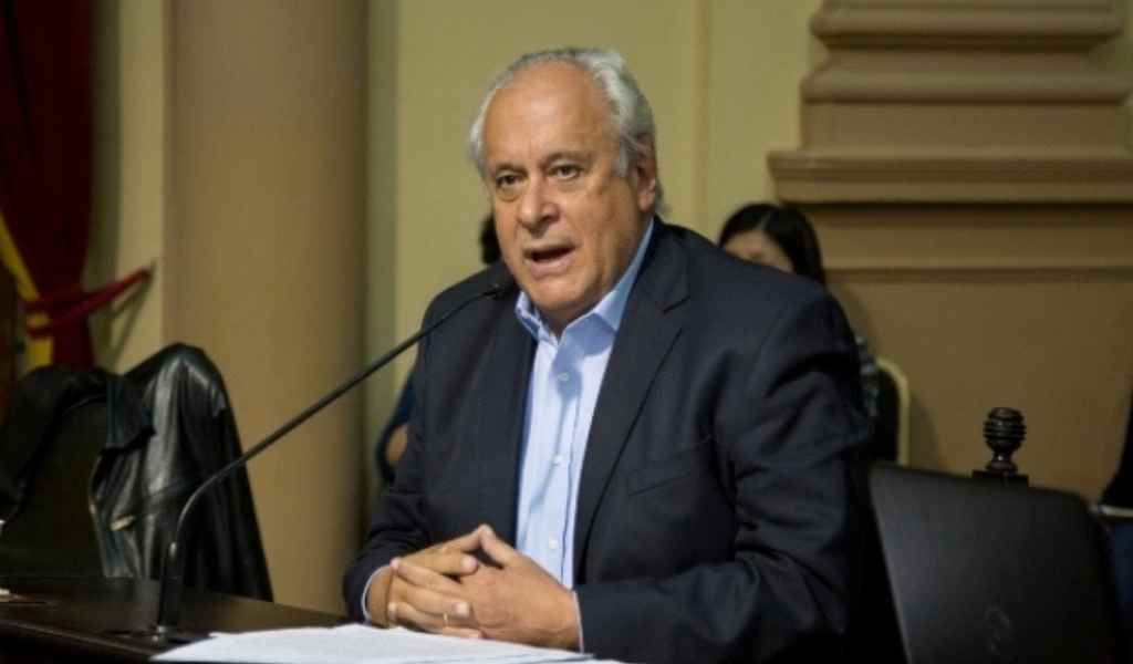 Un abogado laborista salteño asegura que “es una falacia pensar que una reforma laboral va a dar más trabajo”