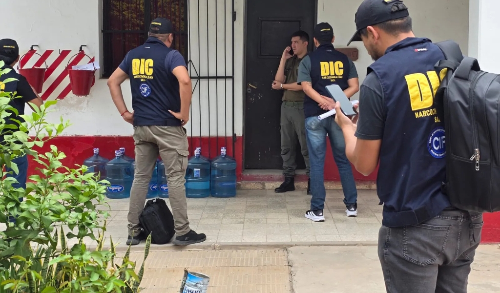 Por el secuestro de 160 Kg de cocaína: Allanaron las oficinas de Gendarmería Nacional en Tartagal y la casa de un comandante de esa fuerza