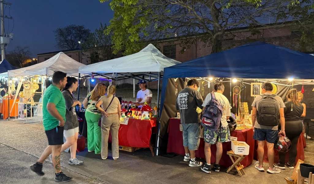 No te lo pierdas: El fin de semana se realizará la feria de emprendedores temática de plaza España