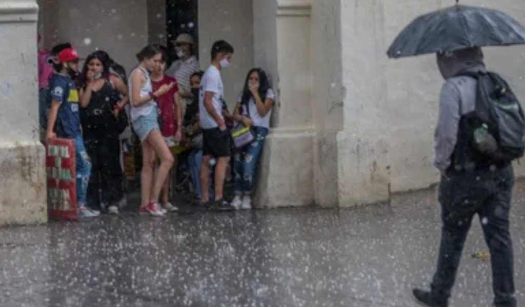 El Servicio Meteorológico Nacional emitió una alerta amarilla por tormentas que afectará a distintas zonas de Salta