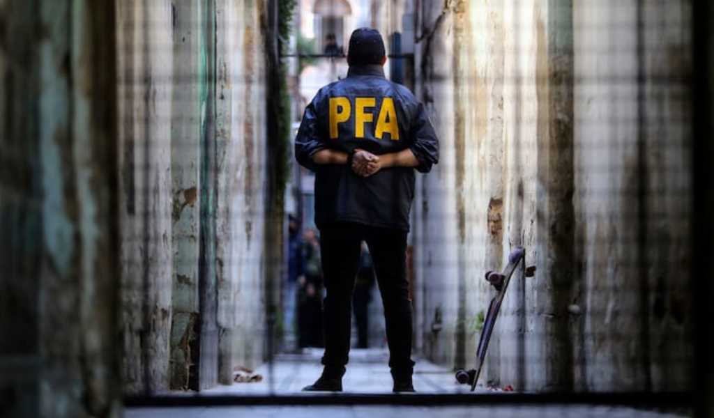 Un Policía Federal fue detenido en Salta con más de 60 mil imágenes de niños abusados sexualmente