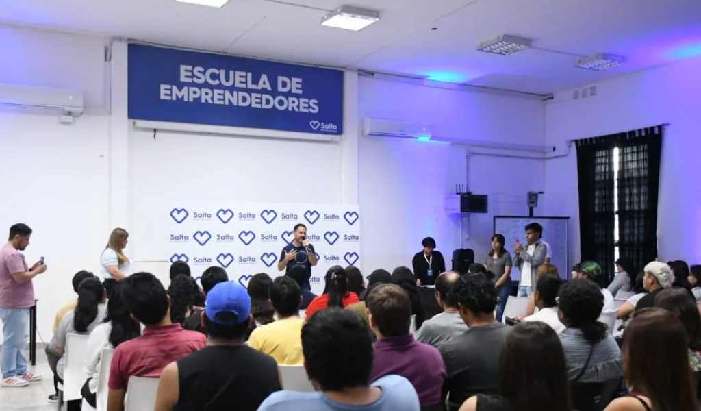 Más de 300 salteños recibieron certificados por su formación en minería