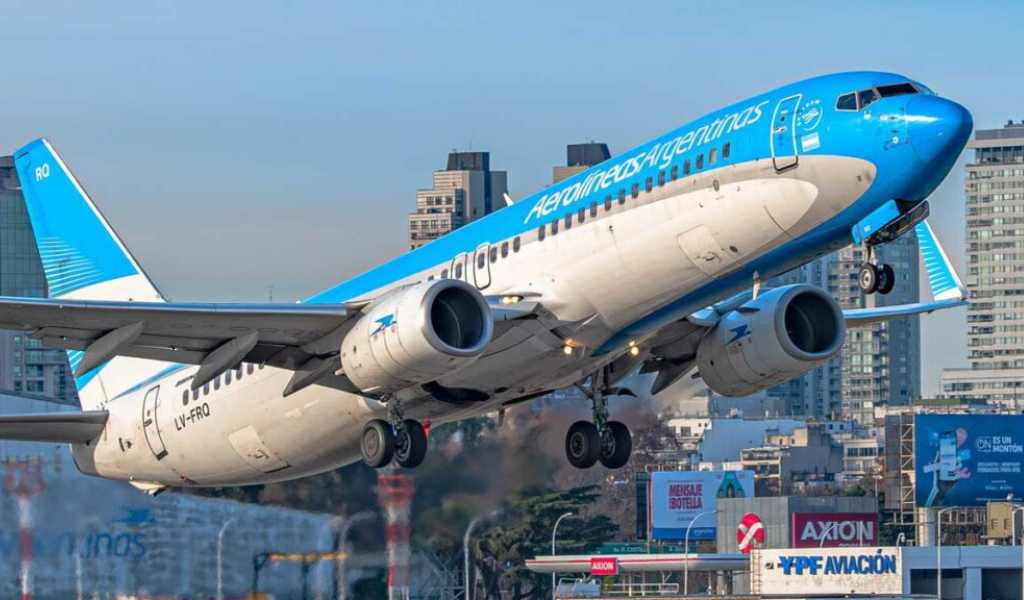 Alerta en Aerolíneas Argentinas: En 6 días fallaron los motores de 2 aviones con pasajeros a bordo