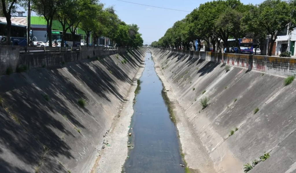 Antes de las lluvias, la Municipalidad ya lleva limpiados 50 canales pluviales