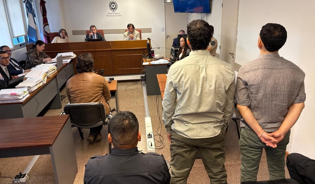 Jimena Salas: Una testigo dijo que Javier Saavedra fue expulsado de una ONG en Santa Victoria por supuestos robos y el acoso a una mujer