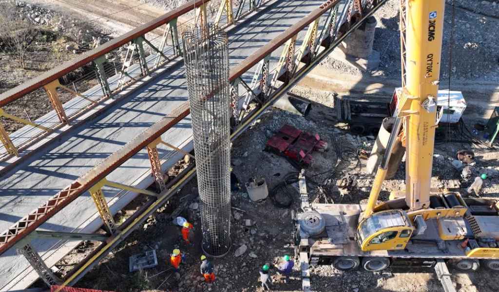 La única obra nacional que comenzó en Salta fue el nuevo puente de Vaqueros pero empezó 15 días después de presentar un amparo