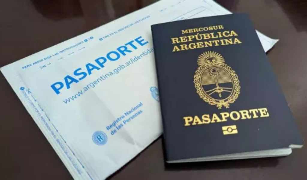 Las anomalías detectadas son invisibles al ojo humano: Alertan por fallas en la fabricación de miles de pasaportes argentinos