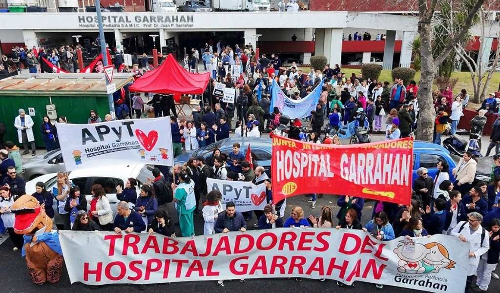 Trabajadores del Garrahan afirman que a las autoridades del hospital están realizando una privatización encubierta