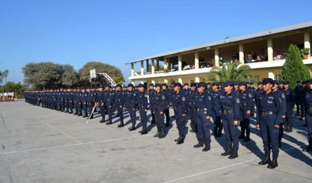 Los egresados de las escuelas de Cadetes de Salta solo van a entrar a la policía por "orden de mérito y cupo de vacantes"