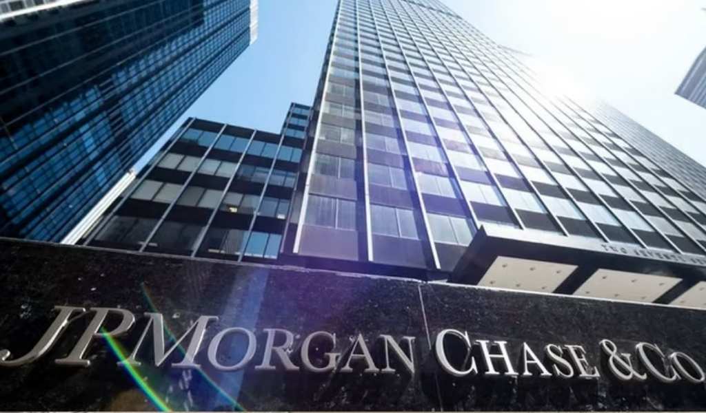 Pesimismo de J.P. Morgan para la Argentina: pronostican menos crecimiento económico y recesión