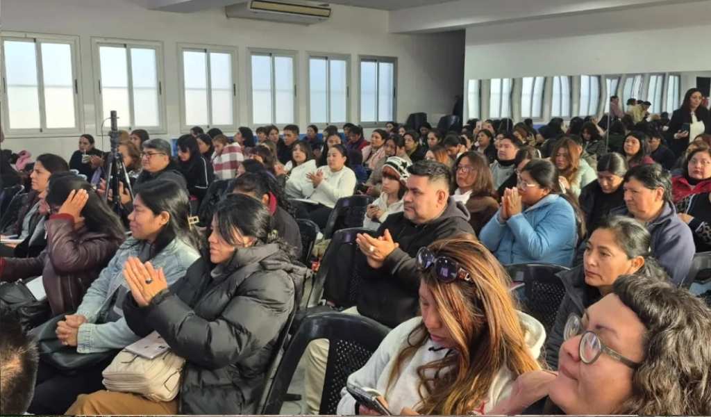 Capacitarán a docentes salteños sobre el abordaje de la salud mental en adolescentes