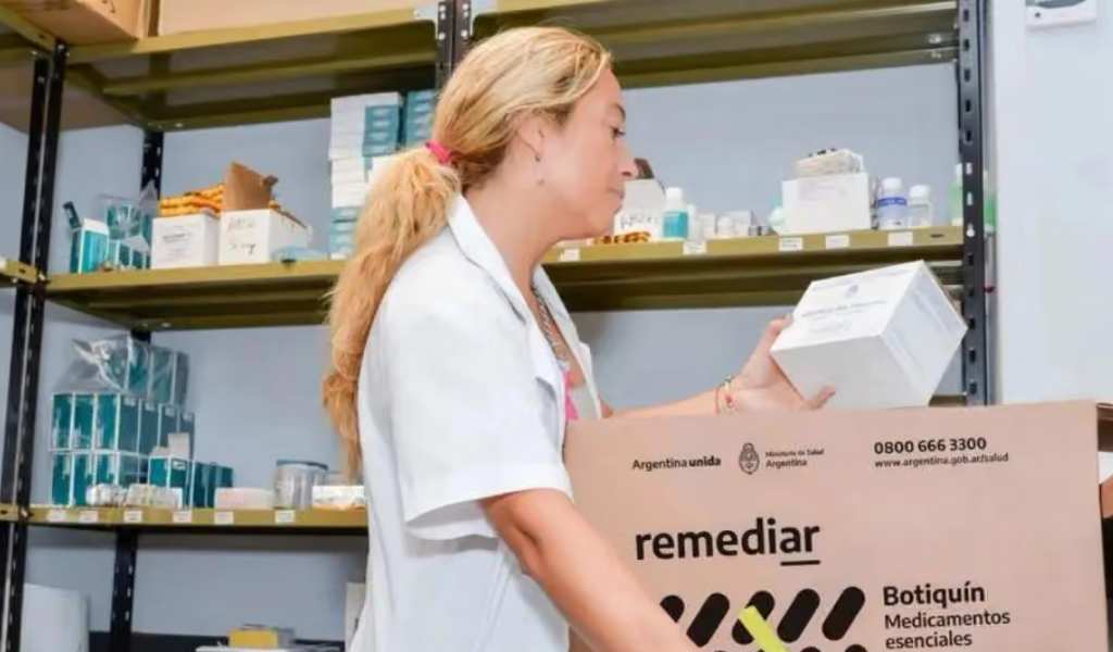 El Gobierno Nacional puso fin al programa Remediar: De los 128 medicamentos que se entregaban solo quedarán 6
