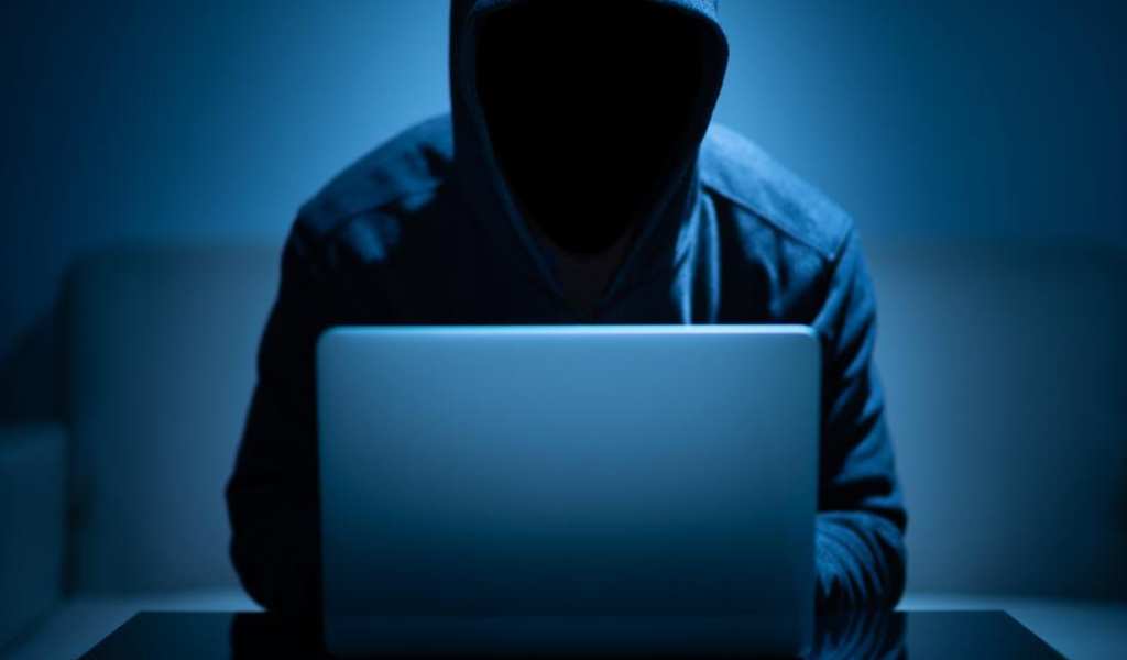 Detienen a un extorsionador en Salta: creó perfiles falsos, amenazó a una joven con filtrar fotos íntimas y le pidió $4 millones
