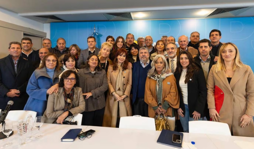 El kirchnerismo anticipa para el miércoles una movilización multitudinaria en apoyo a Cristina