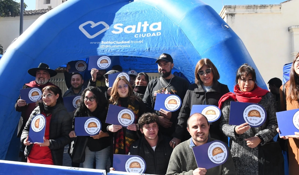 El municipio distinguió a 25 gastronómicos de la ciudad con el sello “Auténtica Empanada Salteña”