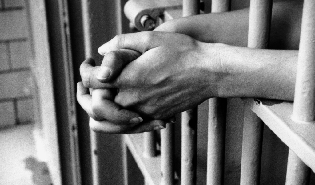 Niegan el arresto domiciliario a un hombre que intentó asesinar a su pareja en barrio San Benito