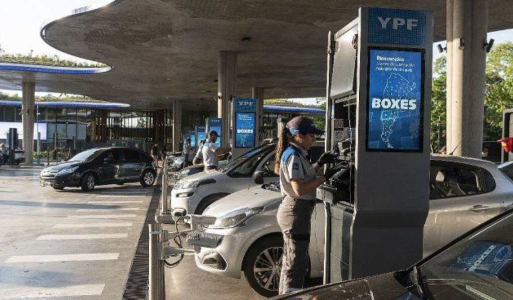 YPF sube 2,5% el precio de sus combustibles desde este domingo