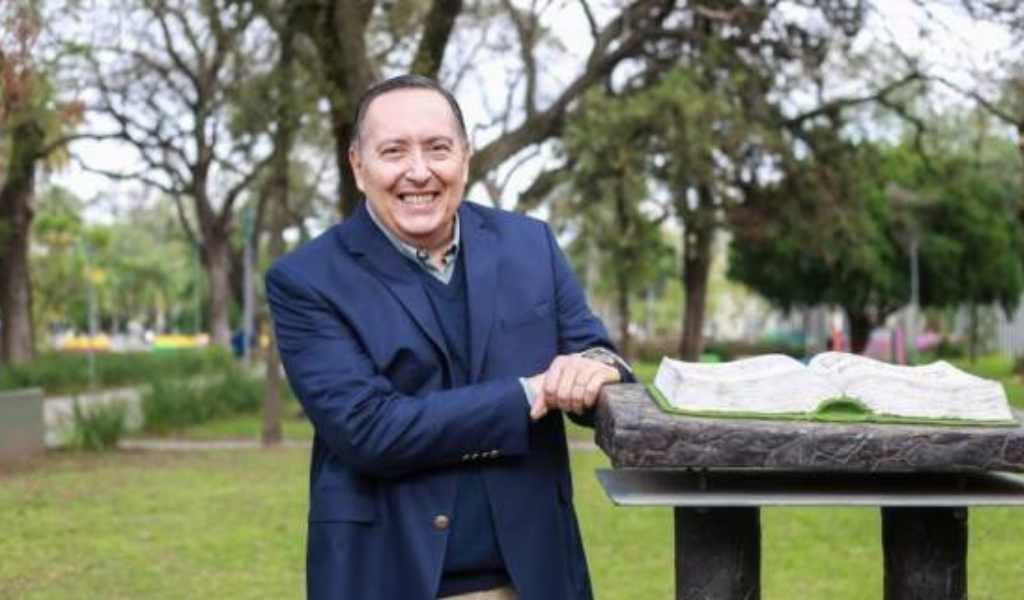 La Justicia comenzó a investigar las finanzas del pastor que recibió a Milei y que dijo que sus pesos se convirtieron en dolares