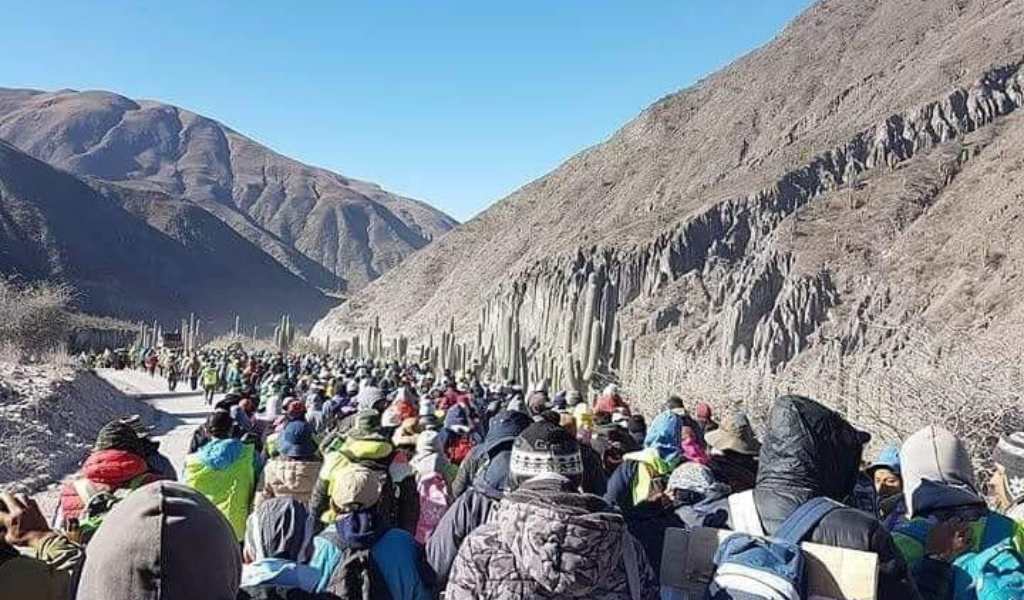 Peregrinos de la Puna se preparan para caminar al encuentro con el Señor y la Virgen del Milagro