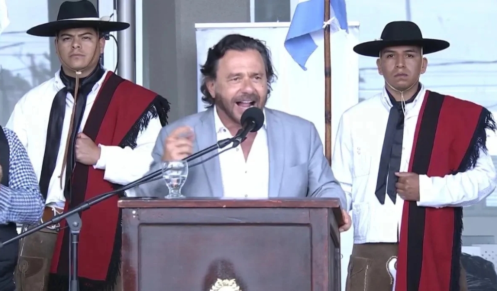 Sáenz inauguró la Terminal de Güemes: "Lo hicimos en un momento donde se cortó todo tipo de ayuda, pero cumplimos"