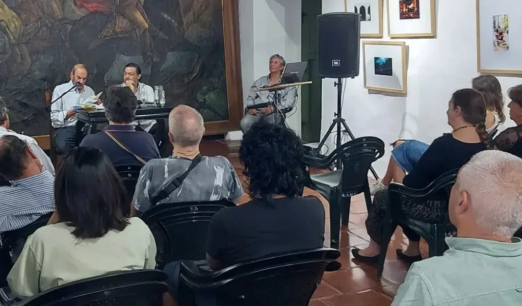 El municipio invita a disfrutar del 6to encuentro del ciclo de poesías “La Bitácora”