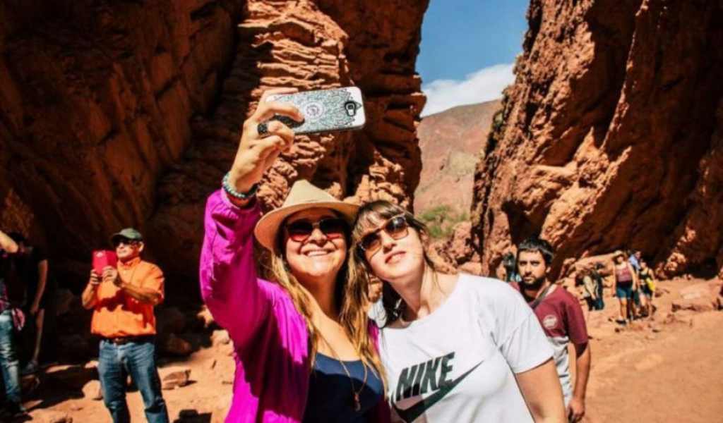 Para un turista viajar y hospedarse en Salta puede costar más caro que ir a Brasil