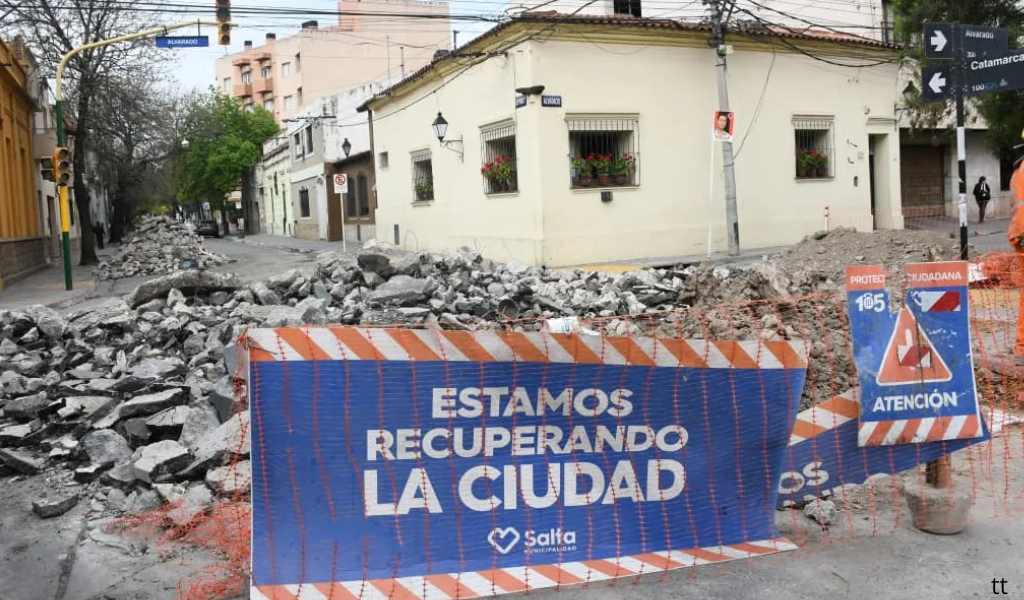 La obra que lleva adelante la Municipalidad en la calle Catamarca solucionará definitivamente los hundimientos y anegamientos
