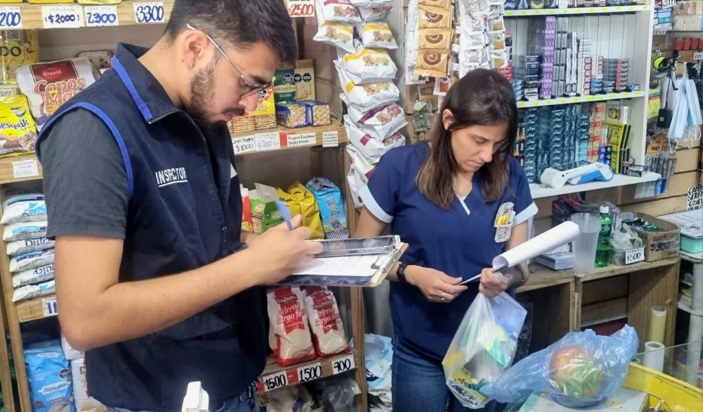 La Municipalidad refuerza los controles en la venta de medicamentos en drugstore y almacenes