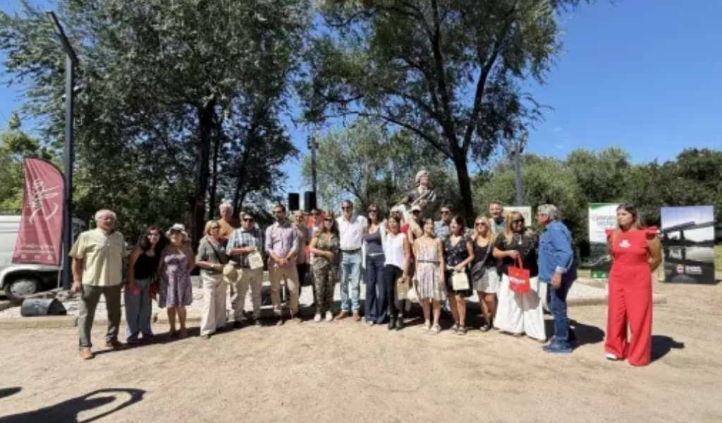 Salta acompañó el homenaje a Chango Nieto en Cosquín en el marco de la campaña Re Salta