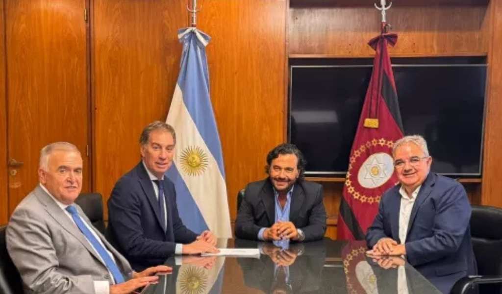 Sáenz, Jaldo y Jalil plantearon a Nación el impacto de la reforma laboral, situación fiscal y estado de las rutas nacionales