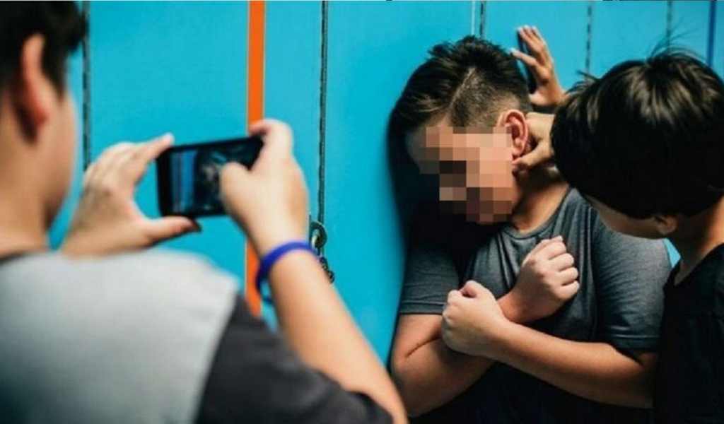 La ley ya está en vigencia: Mendoza ya puede cobrar multas millonarias a los padres de chicos que hagan bullying