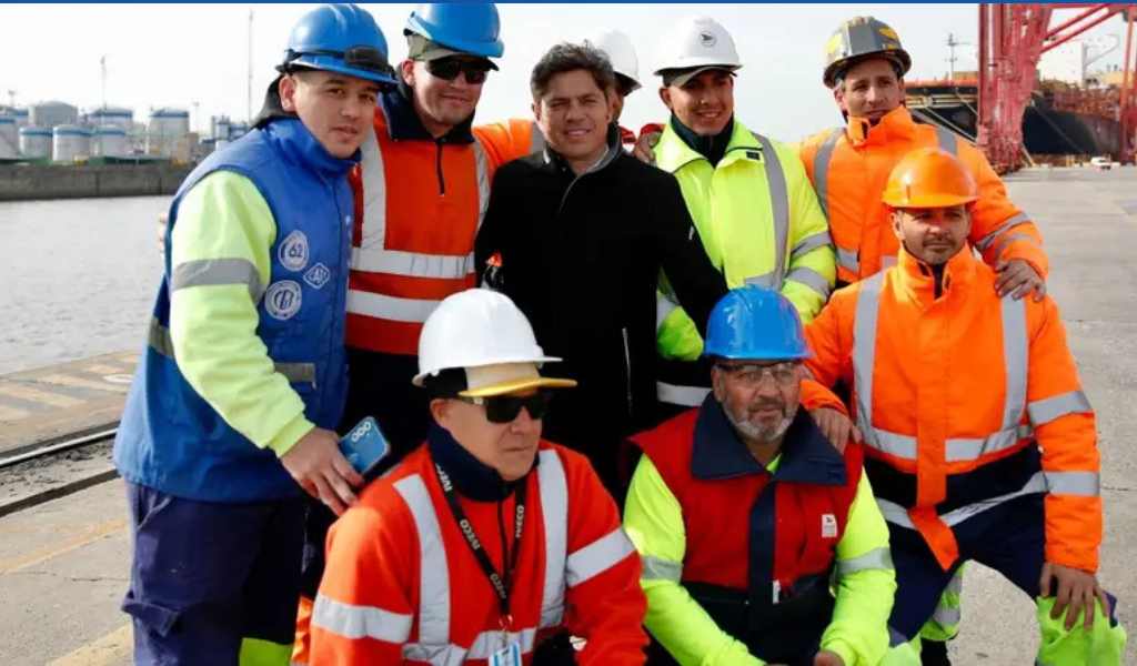 Kicillof y el mensaje a los trabajadores que sufren el ajuste de Milei: "No les vamos a dar la espalda"