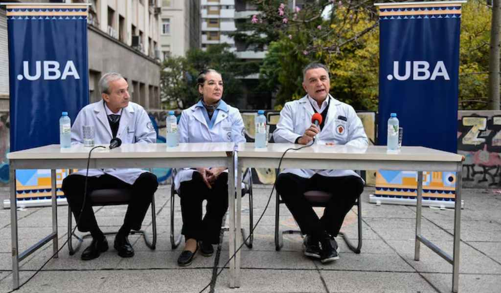 Hospitales universitarios de la UBA en crisis: "Solo podrán funcionar 45 días más"