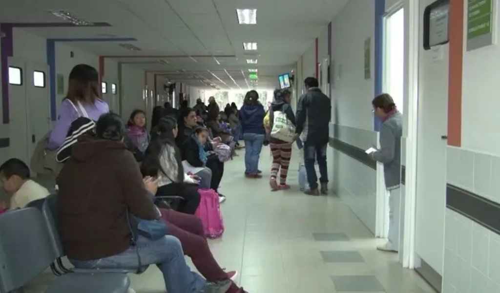 Más de 700 mil personas perdieron su cobertura de salud desde que asumió la presidencia Javier Milei