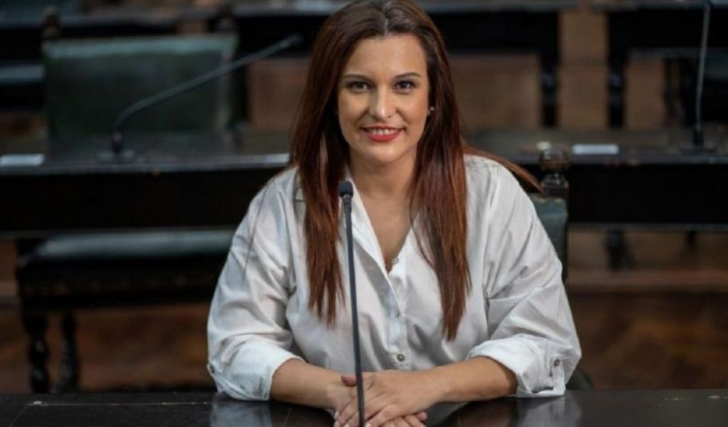 La diputada Mónica Juárez pidió debatir límites al uso de redes sociales en menores: “La infancia también necesita protección digital”