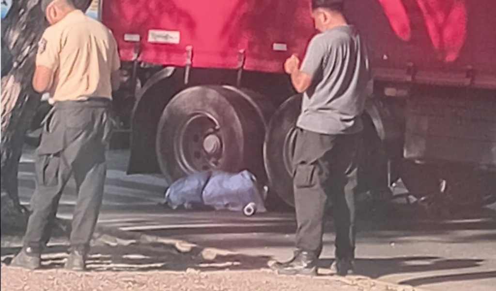 Tragedia en Salta: Un camión atropelló y mató a un ciclista cerca del Monumento 20 de Febrero
