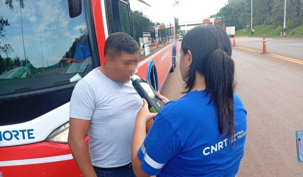 Chofer de un micro que iba de Misiones a Salta dio positivo en alcoholemia