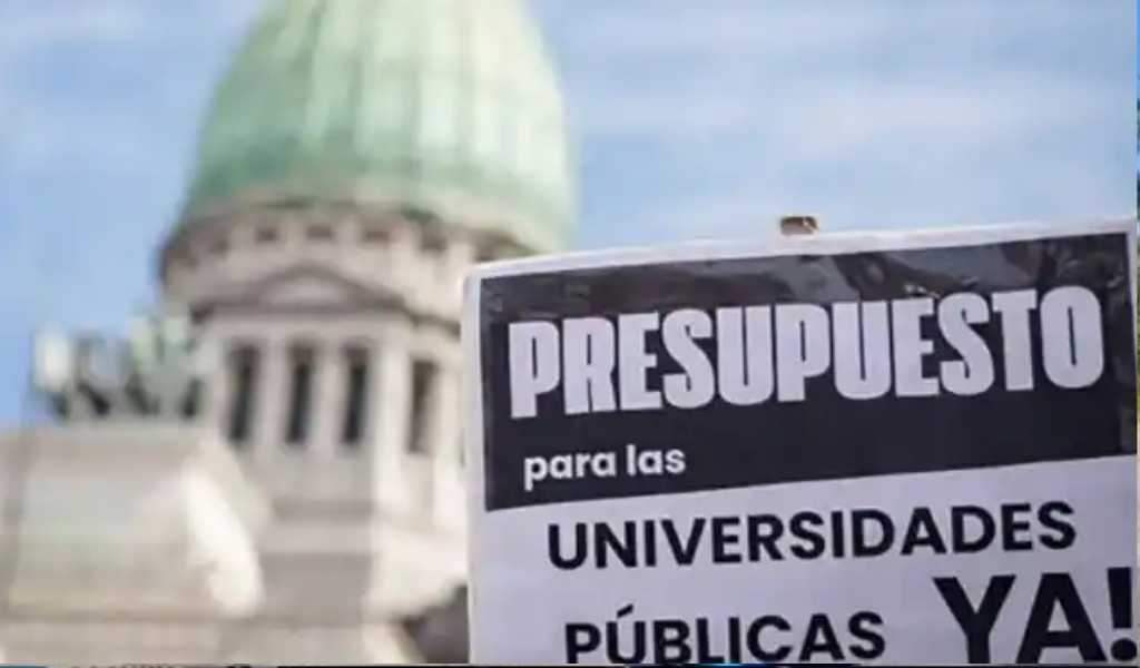 Marcha federal universitaria contra el ajuste de Nación: "Para el Gobierno los investigadores y docentes somos descarte"