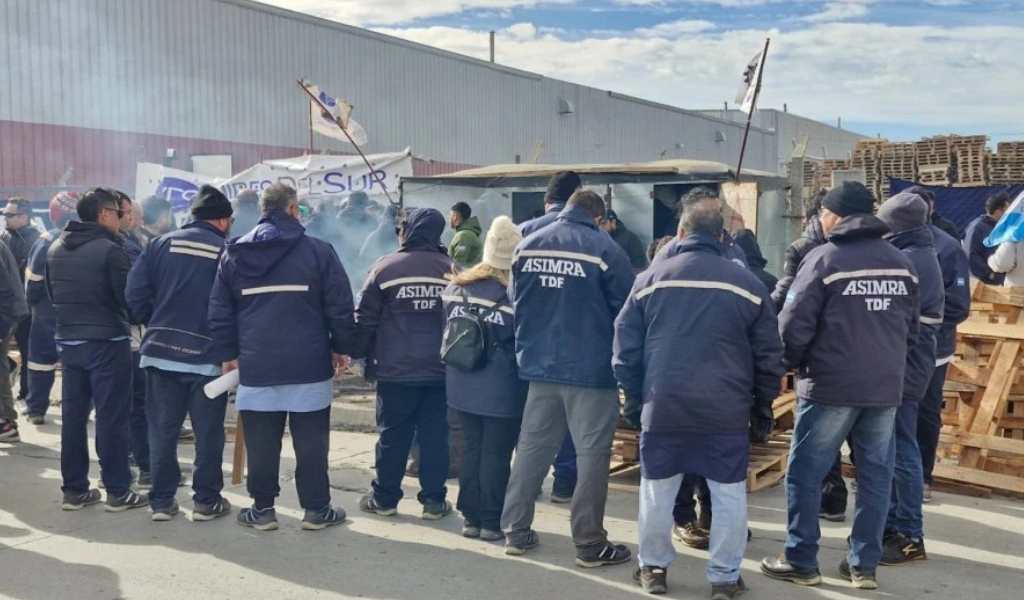 La toma de una fábrica de aires acondicionados anticipa una crisis industrial en Tierra del Fuego