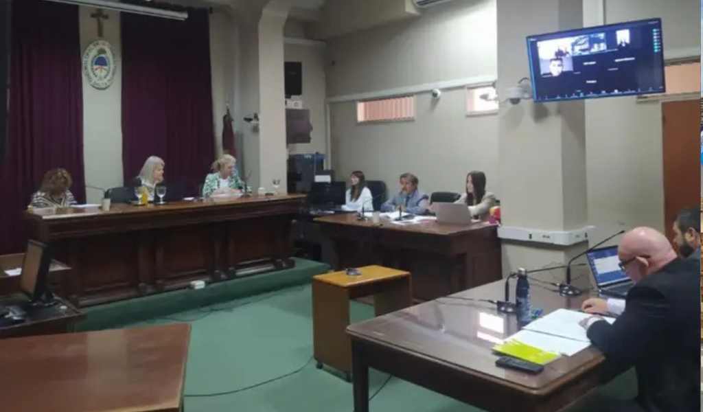 Juicio a la "narcomodelo" de Orán y su pareja: Revelan 31 viajes con droga de Orán a Salta