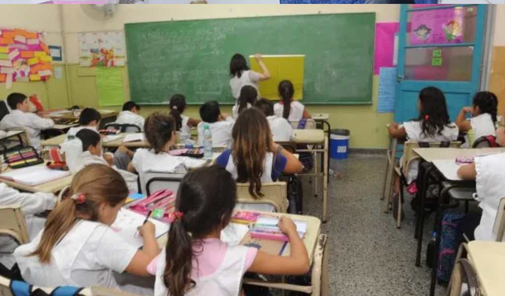 Emergencia Salarial Educativa: Legisladores de la oposición presentaron un proyecto para otorgar aumentos de hasta $119.473 a docentes de todo el país