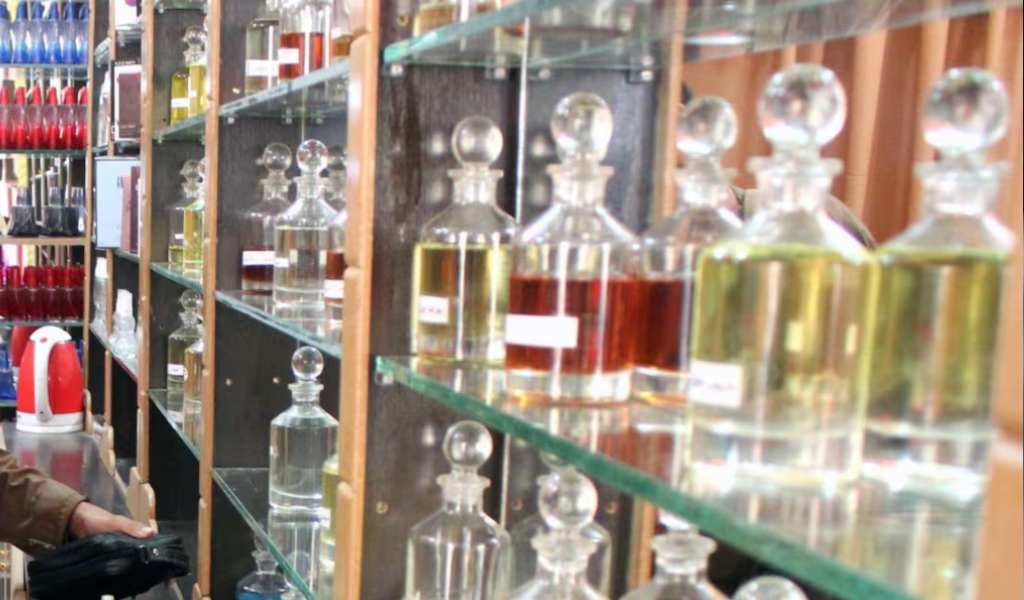 Por las bajas ventas y las importaciones: Cada 30 días una perfumería baja la persiana en la Argentina