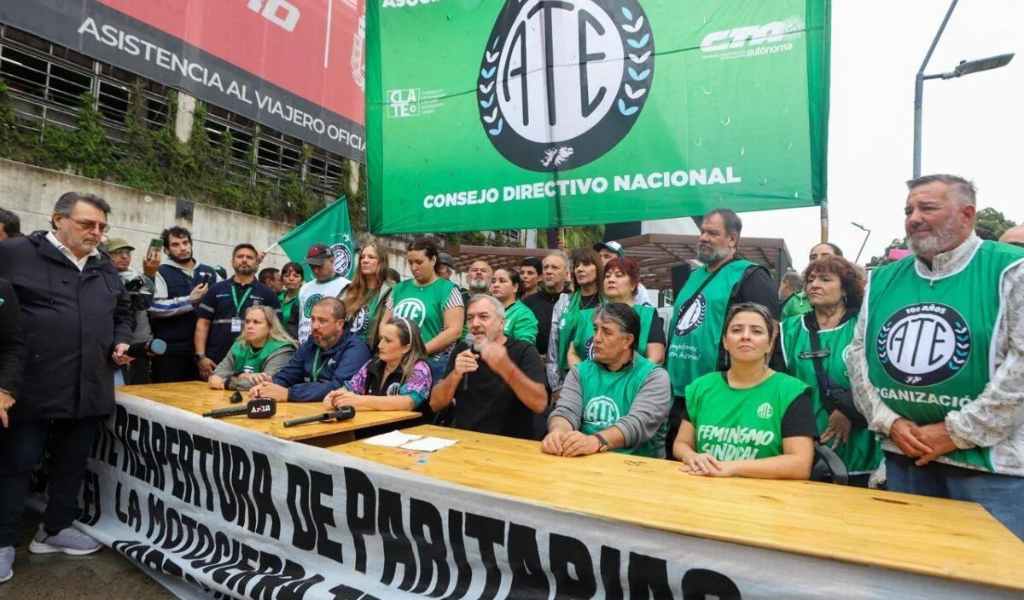 Por el ajuste del Gobierno Nacional 80 trabajadores del aeropuerto de Salta podrían quedar sin trabajo