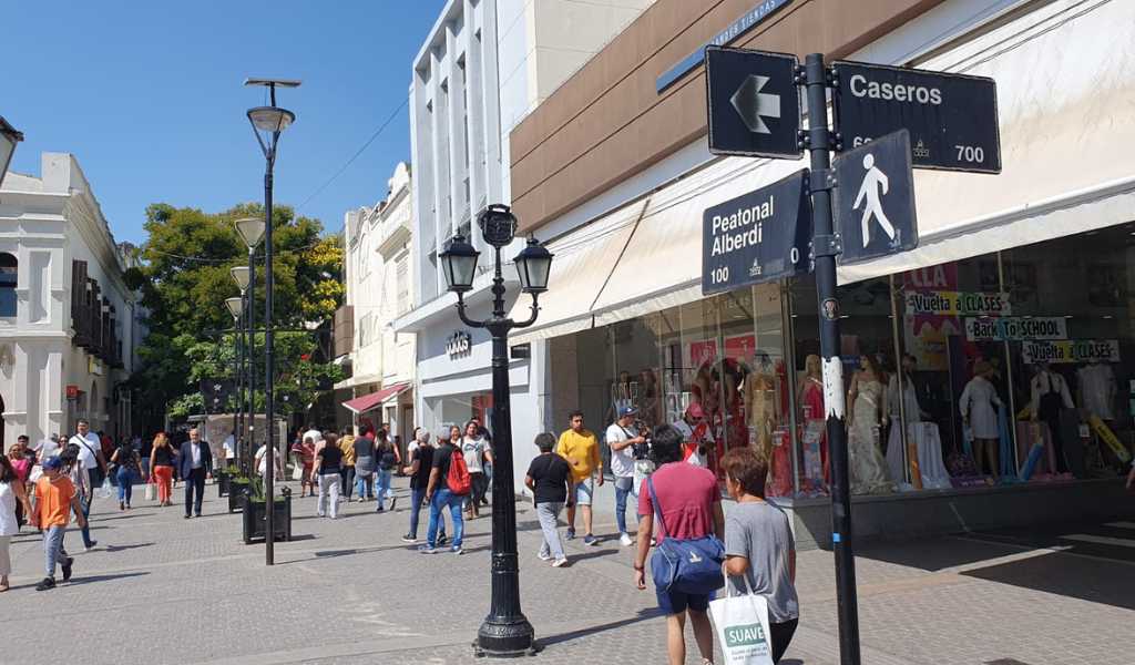 “Cada vez hay más letreros de ‘se alquila local’ por el centro”, asi lo indicaron desde la Cámara de Comercio de Salta