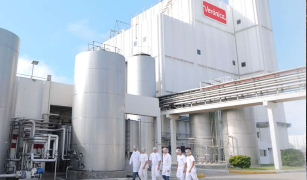 Se profundiza la crisis en la empresa de lácteos Verónica: Solo pagará el 50% de los salarios durante 60 días a sus 700 empleados