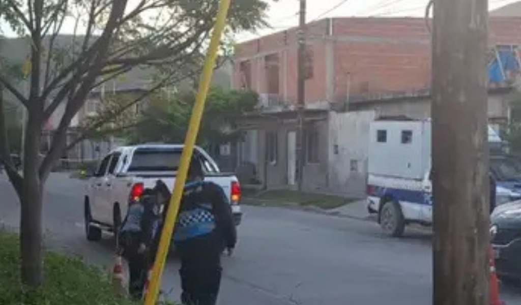 Horror en la capital salteña: En barrio La Fama asesinaron a un hombre de 60 años. hay 14 detenidos
