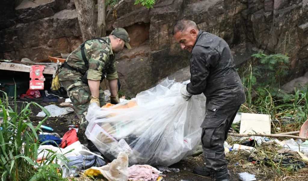 La Municipalidad realizó una nueva limpieza del cerro San Bernardo para brindar mayor seguridad