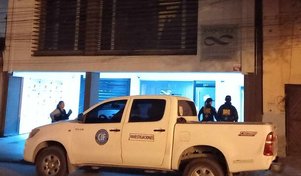 Golpe a la ilegalidad: Allanamientos y una mujer detenida por falsificar aptos médicos para licencias de conducir