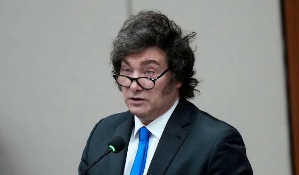 El presidente Milei autorizó el aumento del sueldo de los ministros en un 123% en cinco meses